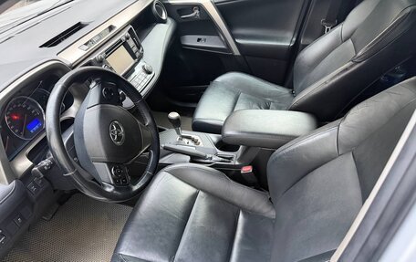 Toyota RAV4, 2013 год, 1 580 000 рублей, 8 фотография