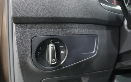 Volkswagen Tiguan II, 2017 год, 2 189 000 рублей, 12 фотография