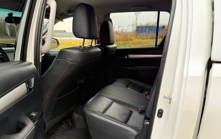 Toyota Hilux VIII, 2016 год, 3 200 000 рублей, 9 фотография