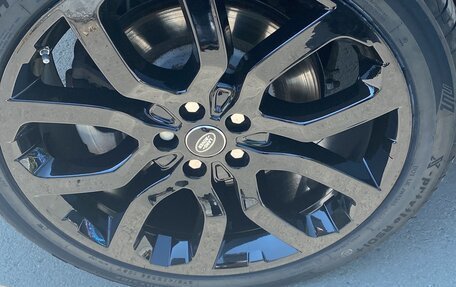 Land Rover Range Rover IV рестайлинг, 2014 год, 3 300 000 рублей, 3 фотография