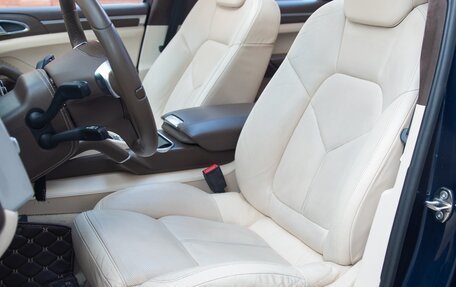 Porsche Cayenne III, 2012 год, 3 000 000 рублей, 16 фотография