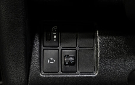 Toyota RAV4, 2006 год, 1 099 000 рублей, 19 фотография
