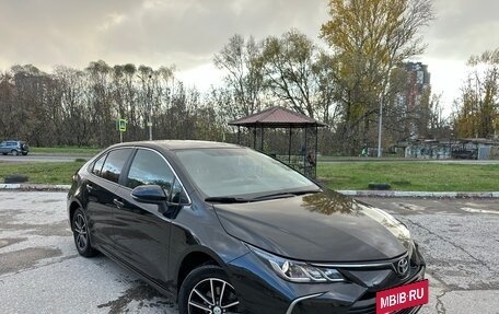 Toyota Corolla, 2020 год, 2 200 000 рублей, 3 фотография