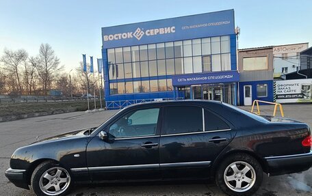 Mercedes-Benz E-Класс, 1996 год, 450 000 рублей, 9 фотография