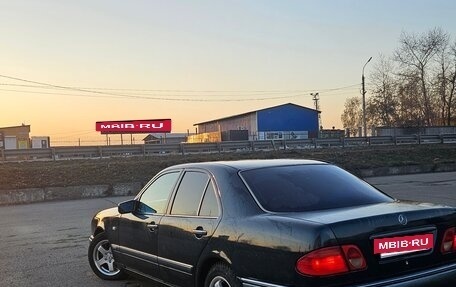 Mercedes-Benz E-Класс, 1996 год, 450 000 рублей, 7 фотография