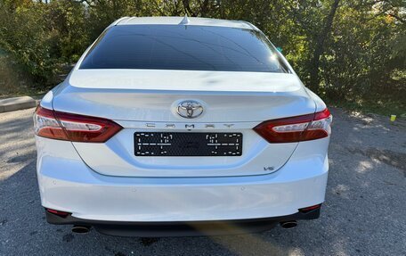 Toyota Camry, 2021 год, 3 850 000 рублей, 4 фотография