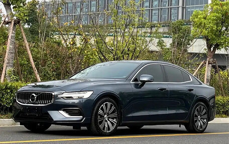 Volvo S60 III, 2022 год, 2 298 511 рублей, 1 фотография