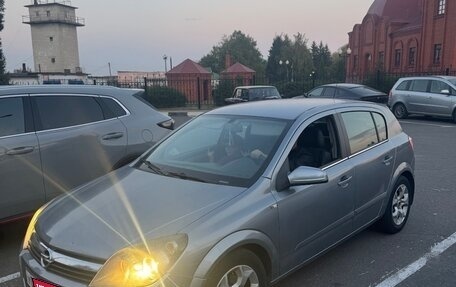Opel Astra H, 2006 год, 530 000 рублей, 1 фотография