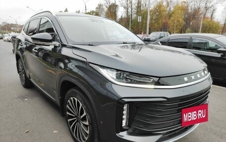 CheryExeed TXL, 2023 год, 2 600 000 рублей, 3 фотография