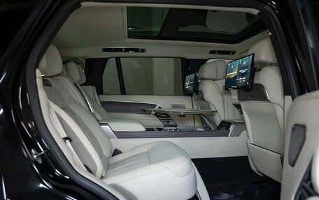 Land Rover Range Rover IV рестайлинг, 2025 год, 26 200 000 рублей, 38 фотография
