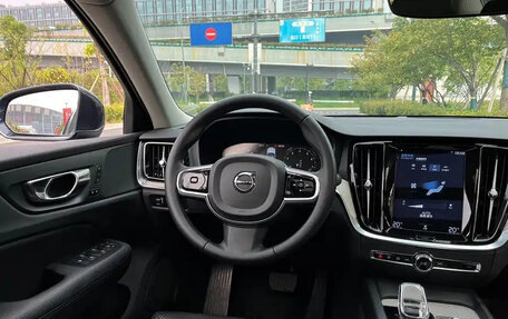 Volvo S60 III, 2022 год, 2 298 511 рублей, 13 фотография