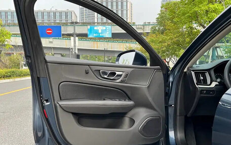 Volvo S60 III, 2022 год, 2 298 511 рублей, 12 фотография