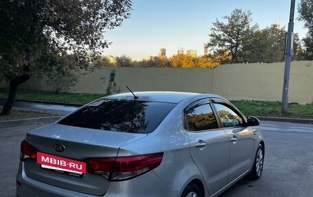 KIA Rio III рестайлинг, 2016 год, 730 000 рублей, 11 фотография