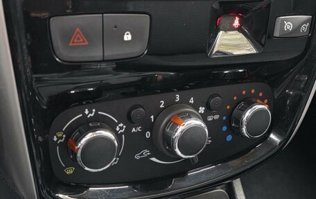 Nissan Terrano III, 2018 год, 1 670 000 рублей, 14 фотография