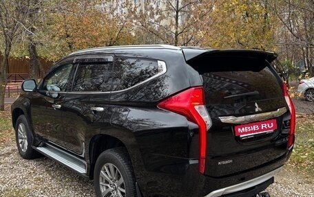Mitsubishi Pajero Sport III рестайлинг, 2018 год, 2 600 000 рублей, 15 фотография
