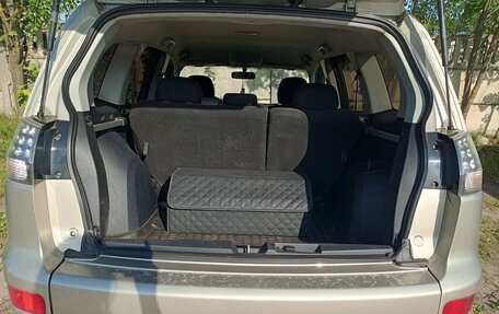 Mitsubishi Outlander III рестайлинг 3, 2008 год, 900 000 рублей, 5 фотография