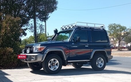 Toyota Land Cruiser 70, 2008 год, 5 500 000 рублей, 3 фотография