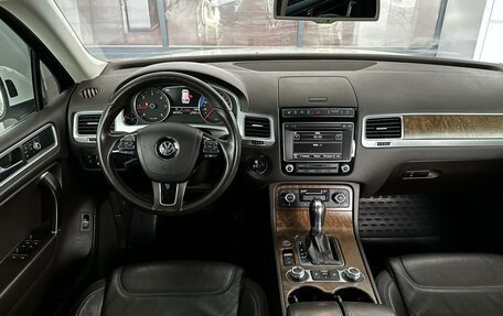 Volkswagen Touareg III, 2015 год, 2 750 000 рублей, 6 фотография