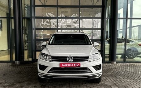 Volkswagen Touareg III, 2015 год, 2 750 000 рублей, 3 фотография