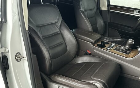 Volkswagen Touareg III, 2015 год, 2 750 000 рублей, 8 фотография