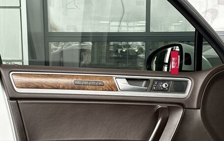 Volkswagen Touareg III, 2015 год, 2 750 000 рублей, 17 фотография