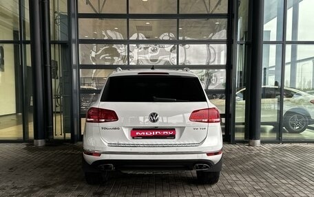 Volkswagen Touareg III, 2015 год, 2 750 000 рублей, 5 фотография