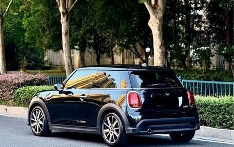 MINI Hatch, 2022 год, 1 750 000 рублей, 1 фотография