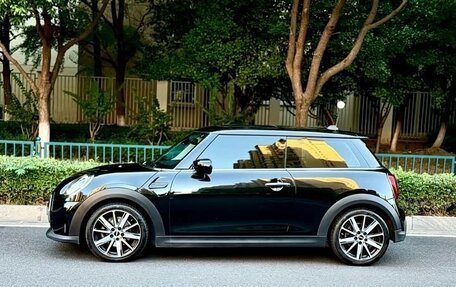 MINI Hatch, 2022 год, 1 750 000 рублей, 5 фотография