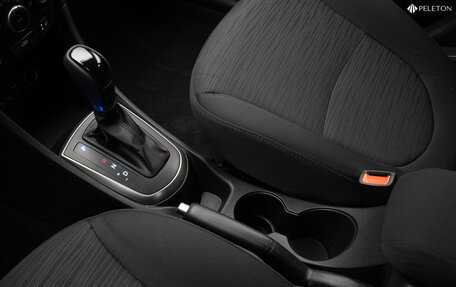 Hyundai Solaris II рестайлинг, 2015 год, 1 120 000 рублей, 15 фотография