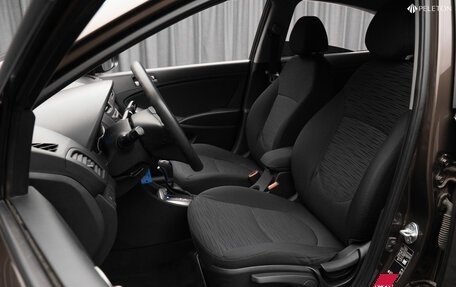 Hyundai Solaris II рестайлинг, 2015 год, 1 120 000 рублей, 11 фотография