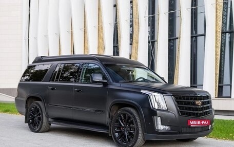 Cadillac Escalade IV, 2019 год, 5 600 000 рублей, 16 фотография