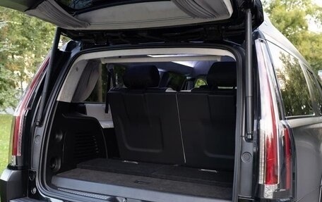 Cadillac Escalade IV, 2019 год, 5 600 000 рублей, 21 фотография