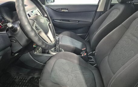 Hyundai i20 IB рестайлинг, 2010 год, 549 000 рублей, 12 фотография