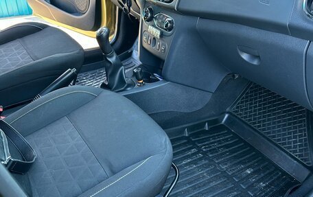 Renault Sandero II рестайлинг, 2015 год, 890 000 рублей, 7 фотография