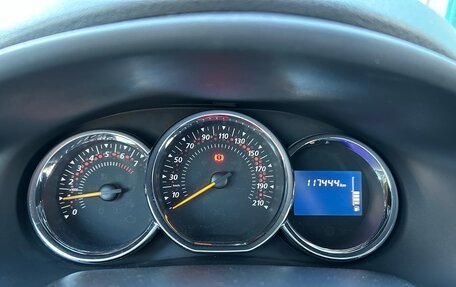 Renault Sandero II рестайлинг, 2015 год, 890 000 рублей, 6 фотография