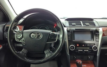 Toyota Camry, 2014 год, 1 590 000 рублей, 11 фотография