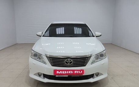Toyota Camry, 2014 год, 1 590 000 рублей, 2 фотография