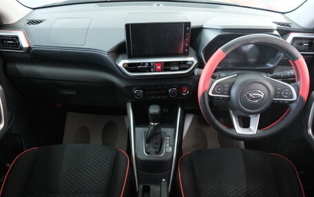 Daihatsu Rocky, 2020 год, 1 799 000 рублей, 13 фотография