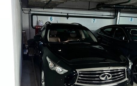 Infiniti QX70, 2015 год, 2 950 000 рублей, 3 фотография