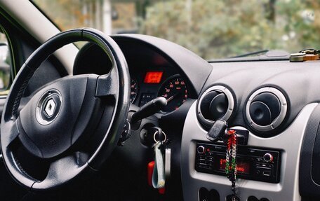 Renault Sandero I, 2013 год, 730 000 рублей, 6 фотография