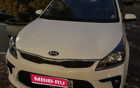 KIA Rio IV, 2019 год, 1 600 000 рублей, 1 фотография