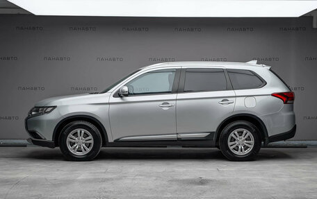 Mitsubishi Outlander III рестайлинг 3, 2017 год, 1 775 000 рублей, 6 фотография