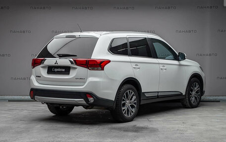 Mitsubishi Outlander III рестайлинг 3, 2015 год, 1 737 000 рублей, 3 фотография