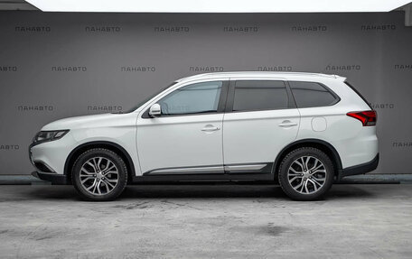 Mitsubishi Outlander III рестайлинг 3, 2015 год, 1 737 000 рублей, 6 фотография