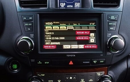Toyota Highlander III, 2012 год, 2 230 000 рублей, 18 фотография