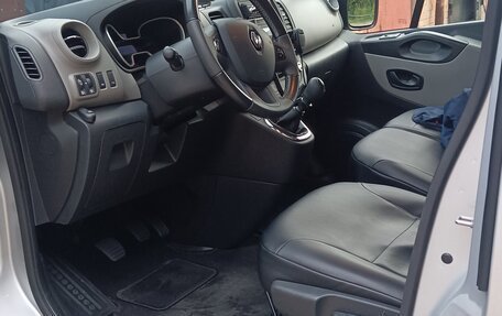 Renault Trafic, 2019 год, 2 350 000 рублей, 3 фотография