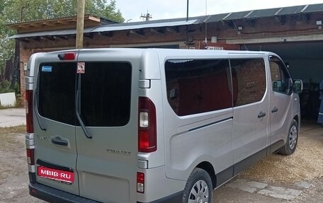 Renault Trafic, 2019 год, 2 350 000 рублей, 1 фотография