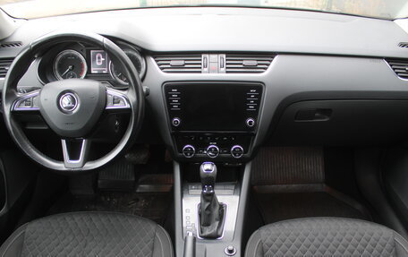 Skoda Octavia, 2017 год, 1 565 000 рублей, 5 фотография