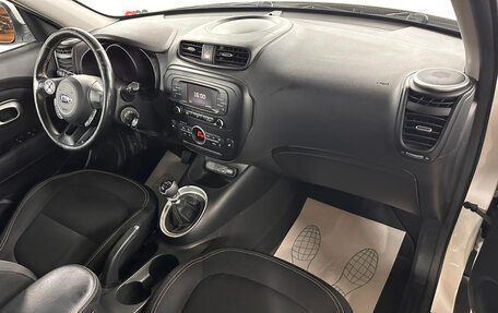 KIA Soul II рестайлинг, 2015 год, 1 099 000 рублей, 12 фотография