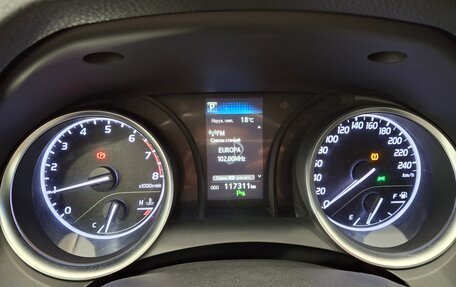 Toyota Camry, 2019 год, 2 600 000 рублей, 13 фотография